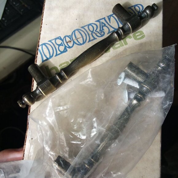 Vintage 70s MCM National Lock Decorator Hardware Antique Brass Drawer Pulls (26) - Picture 5 of 6